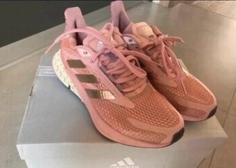 Adidas tenisky