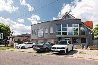 Objekt pre podnikanie a bývanie v kvalitnej stavbe – BAZÉN,