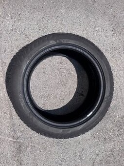 Predám zimné pneu 235/55R19