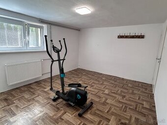 Eliptický trenažér