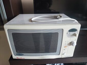 Mikrovlnka Optima