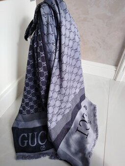 šal Gucci