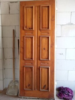 Predám drevené dvere vchodové a izbové