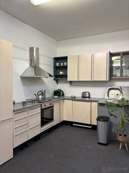 Kuchyňa CONNY bielené drevo