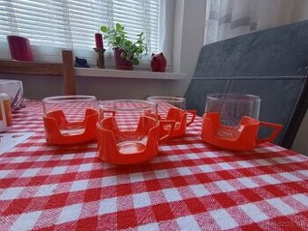 Sklenené šálky retro