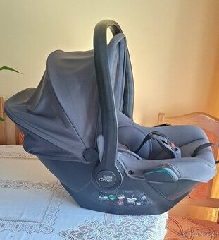 Predám autosedačku - vajíčko