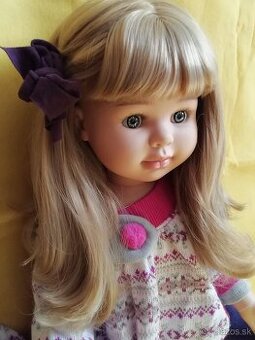 Babika P.Reina vo svetriku 60 cm