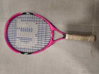 tenisová raketa