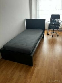 Nepouzivana polrocna postel Ikea Malm 90x200