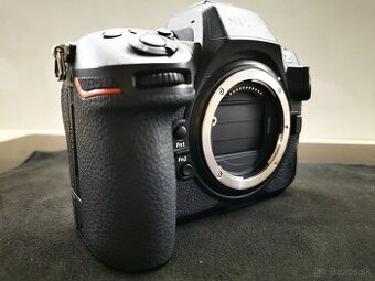 Nikon Z8