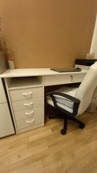 Stolíky ,elektronika