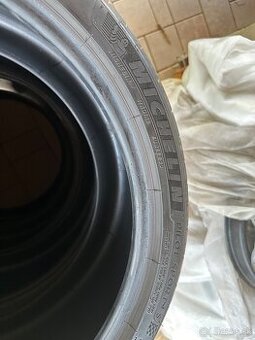MICHELIN Pilot Sport 4 S 255/35 ZR20
