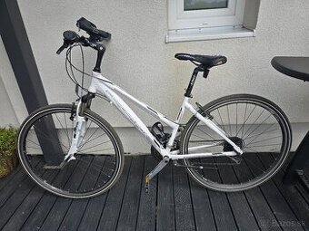 cross bicykel