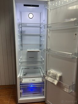 Monoklimaticka chladnička