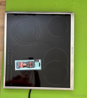 Sklokeramická varná doska Electrolux