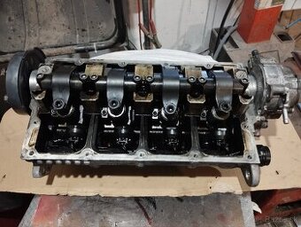 Hlava motora 1.9tdi 77kw BLS