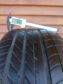 GOODYEAR EAGLE F1 SUV.4X4 255/55/R18 .