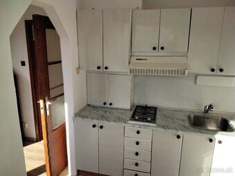 Prenájom od vlastníka 1izbovy byt Banská Bystrica (Radvaň)