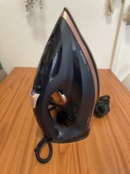 Žehlička Philips Azur