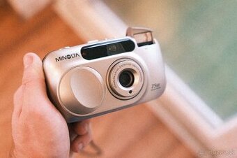 Minolta 75W Riva Zoom - zánovný