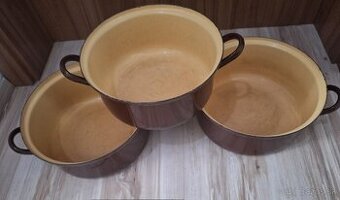 Predám smaltované nízke hrnce