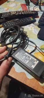 Predám rozťahovali predajný stánok 3x2metre.Je komplet aj s