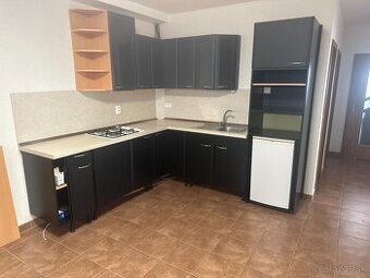 Prenájom, kancelárskych, administratívnych, obchodných pries