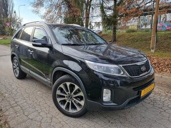 ===Kia Sorento===