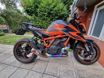 KTM SUPERDUKE R 1290