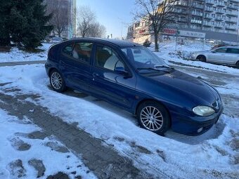Renault Mégane 1.6 16V, 79 kW, benzín, r. 2000