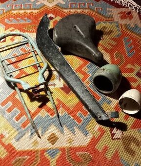 Rôzne diely na starožitný bicykel