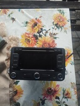 Škoda/VW Amundsen RNS310 – na opravu alebo diely