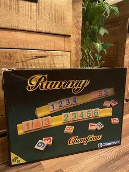 Retro spoločenská hra Rummy Champion