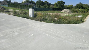 PREDAJ STAVEBNÝ POZEMOK 610 M² BOROVCE /VODA, ELEKTRINA, KAN