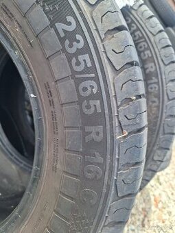 235/65R16C