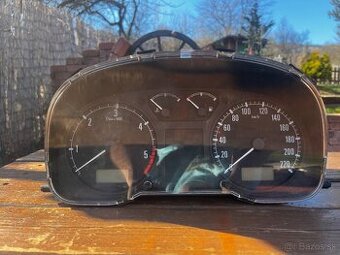 Skoda Octavia 1 Budiky