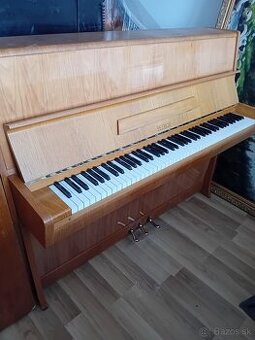 Ponúkam pianíno Petrof