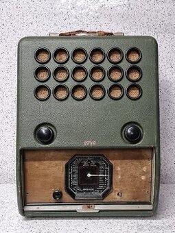 40/50te roky 》PRENOSNÉ STAROŽITNÉ RADIO