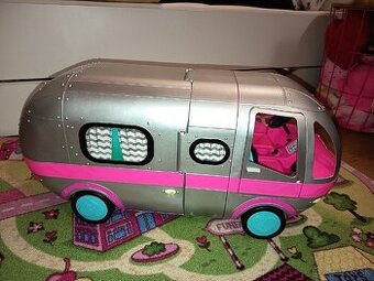 L.O.L. Surprise karavan
