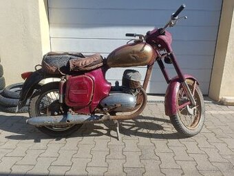 Jawa 350 typ 360 nepojazdný vrak