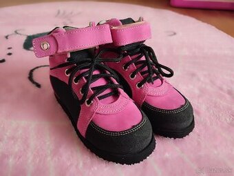 Dievčenské topanky v.28