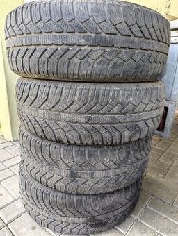 Semperit Master-Grip 2 zimné pneumatiky 205/60 R16 H