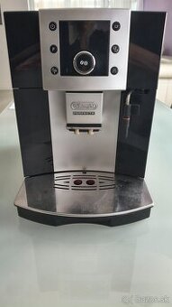 Kávovar DeLonghi ESAM 6400