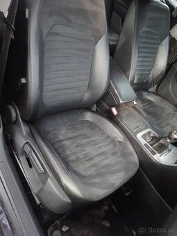 Interiér Passat B7 Highline sedan