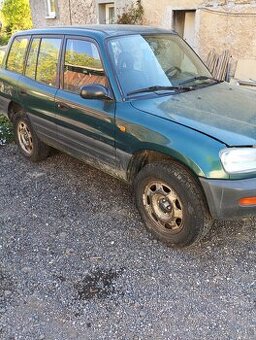 Toyota RAV4 2.0i benzín 1996