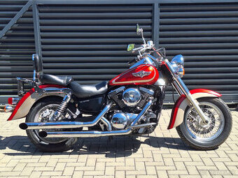 Kawasaki VN 1500 Classic červená