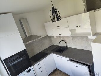 Na prenájom 2izbový byt s balkónom Západ, Poprad