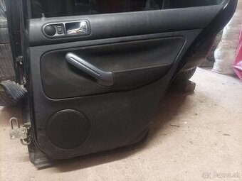 VW golf 4 zadné tapacire