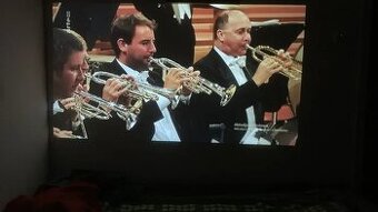 Nový mini projektor BlitzWolf BW-V1 – domáce kino