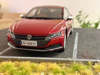 1:18 2022 Volkswagen ARTEON 2.0 TSI DSG Individual